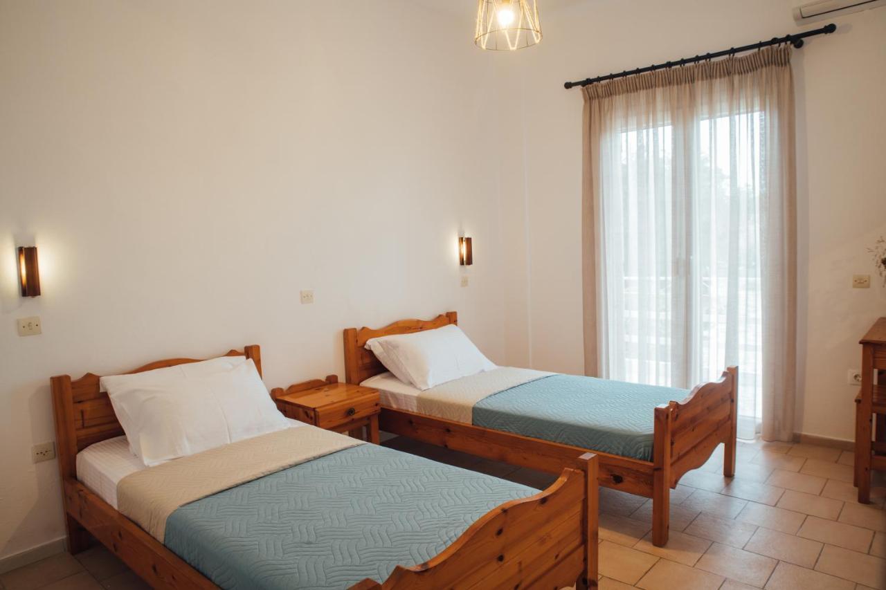 Pagonia Apartments อาร์ริลลาส ภายนอก รูปภาพ
