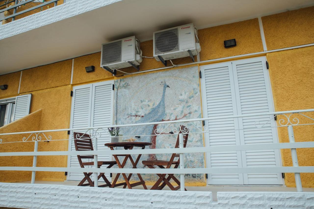 Pagonia Apartments อาร์ริลลาส ภายนอก รูปภาพ